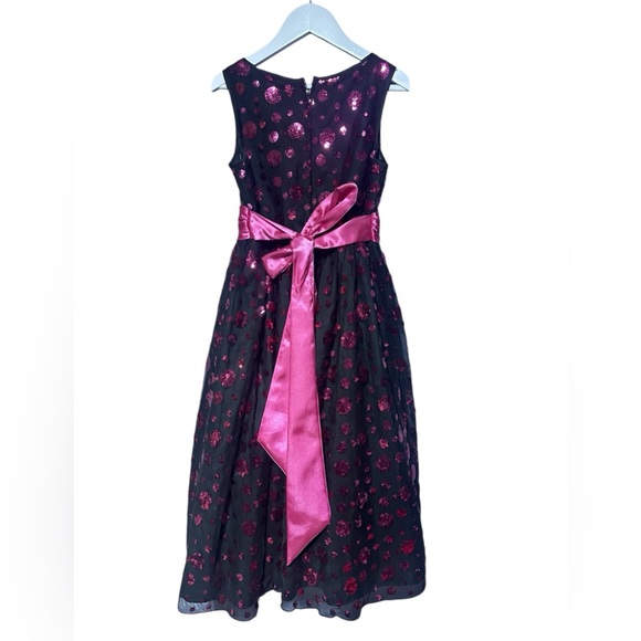 Elegant Girls Party Dress Size 12 Black Pouffy Dress W/Pink Sequin’s and Sash - Picture 11 of 16